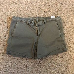 American Eagle Midi Super Stretch X Shorts